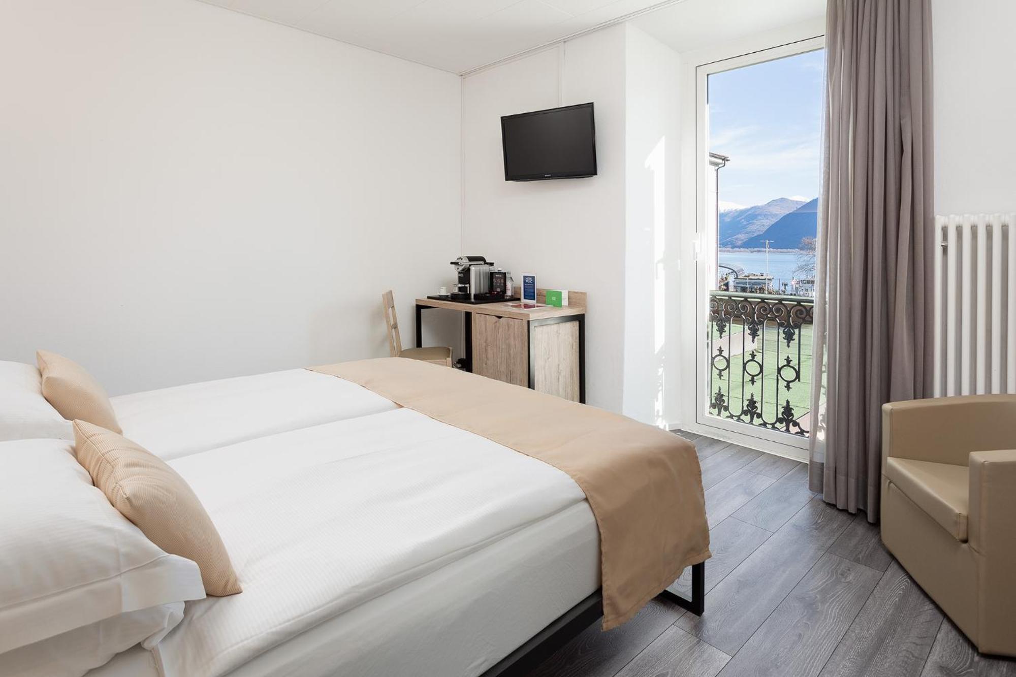 Hotel Du Lac Локарно Экстерьер фото